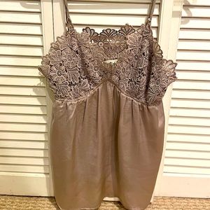 Medium Listicle Ruffled Tank Top